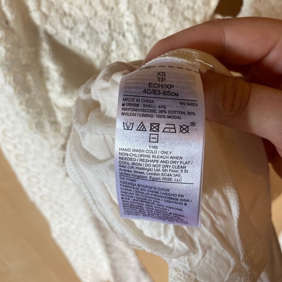 Banana Republic Lace Bell Sleeve Top Size XS - Picture 8 of 8